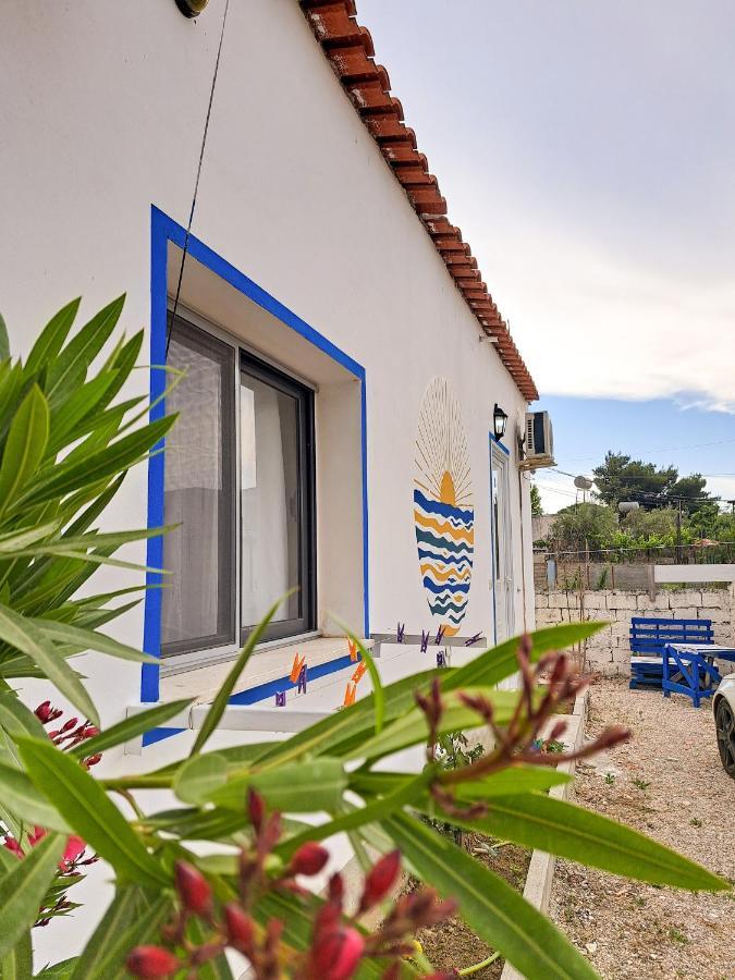 Troi House Wlora